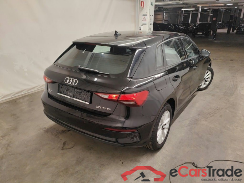 Audi A3 Sportback 1.0 30 TFSi 81kW S tronic Attraction BE 5d #2
