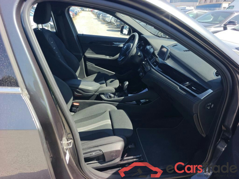 BMW X2 / 2017 / 5P / todoterreno sDrive18d #6