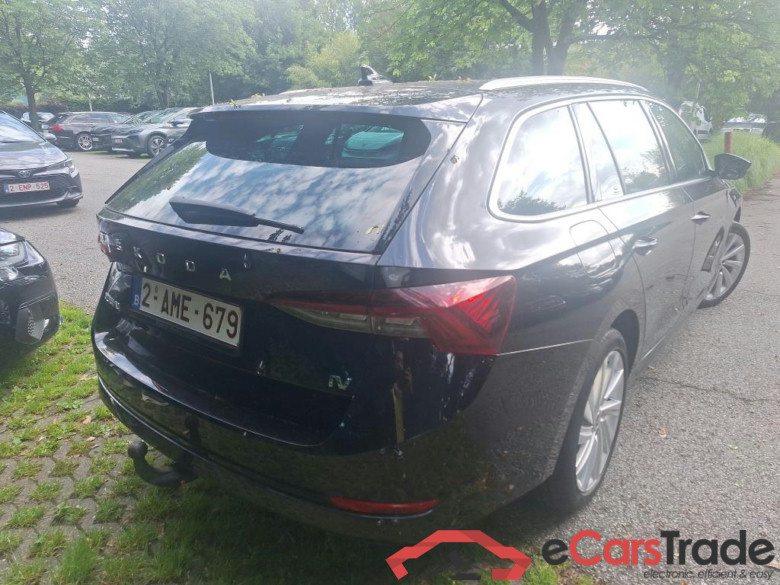 SKODA - SKO OCTAVIA COMBI 1.4 TSI PHEV 204PK DSG6 Clever+ & Climatronic & Heated Leather Front & Rear seats & Pano Roof & Adaptive Cruise & Canton Sound & Trailer Hook  * HYBRID * #2