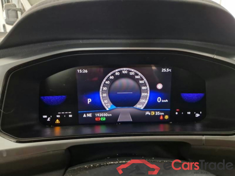 VOLKSWAGEN T-ROC / 2021 / 5P / SUV 2.0 TDI SCR LIFE DSG #4