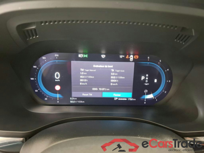 VOLVO XC60 5p SUV B4 AWD 197 Geartro 8 Momentum #6