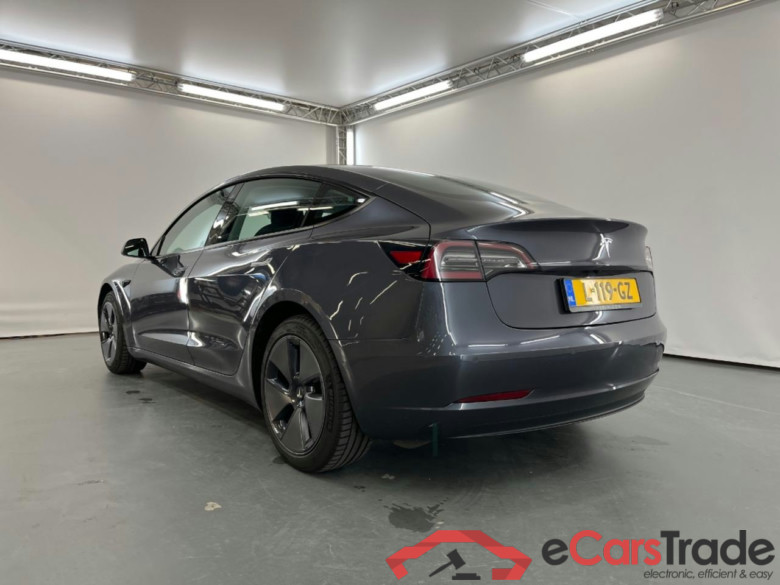 Tesla Model 3 Standard RWD Plus 60 kWh #3