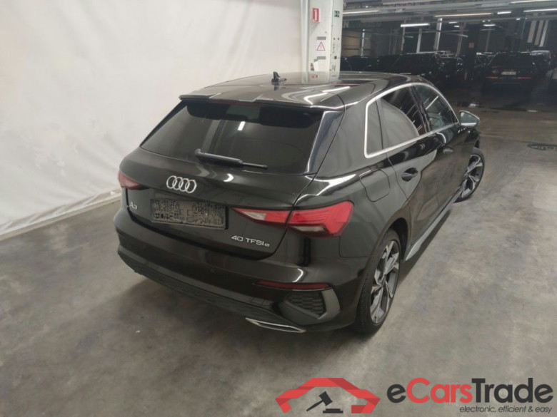 Audi A3 Sportback 1.4 40 TFSI e S Line 5d #2