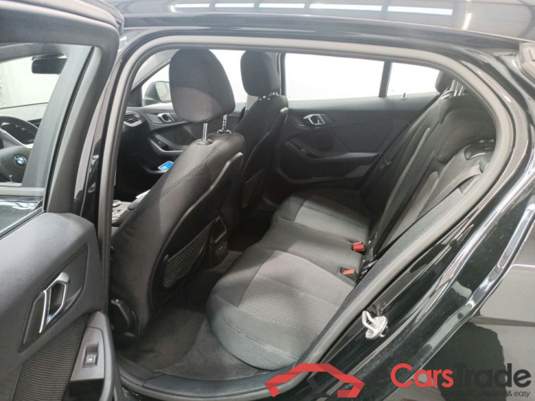 BMW 1 Reeks Hatch 120d xDrive (140 kW) 5d #3