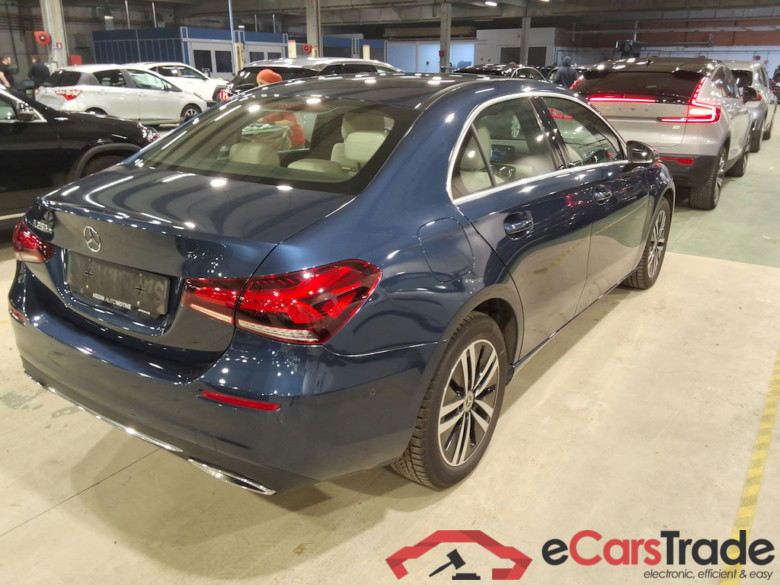 MERCEDES-BENZ A-CLASS LIMOUSINE 1.3 A 250 E BUSINESS SOLUTION DCT #4