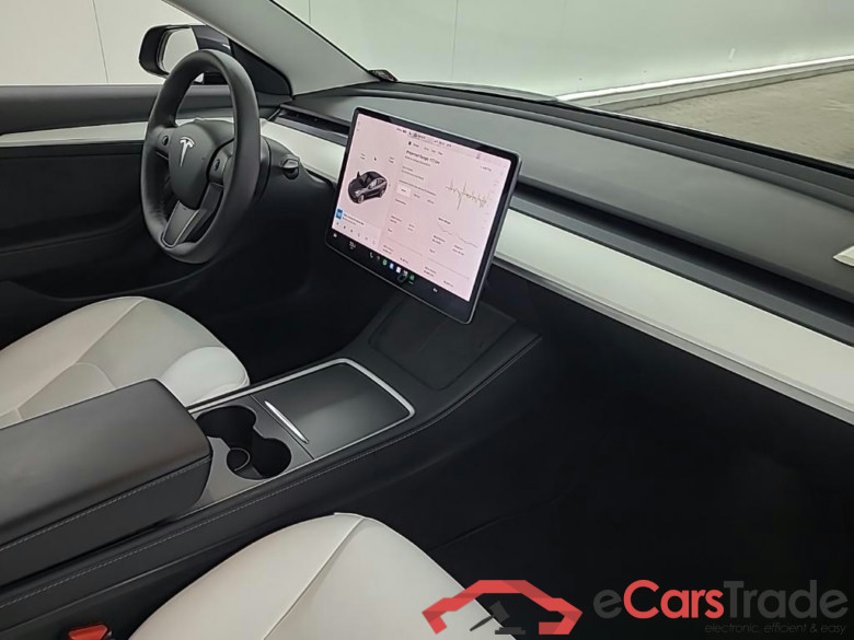 Tesla Model 3 Long Range Dual Motor AWD 4D 350kW #6