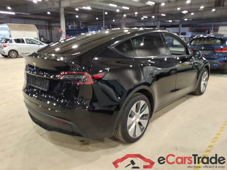 TESLA MODEL Y BEV AUTO RWD #4