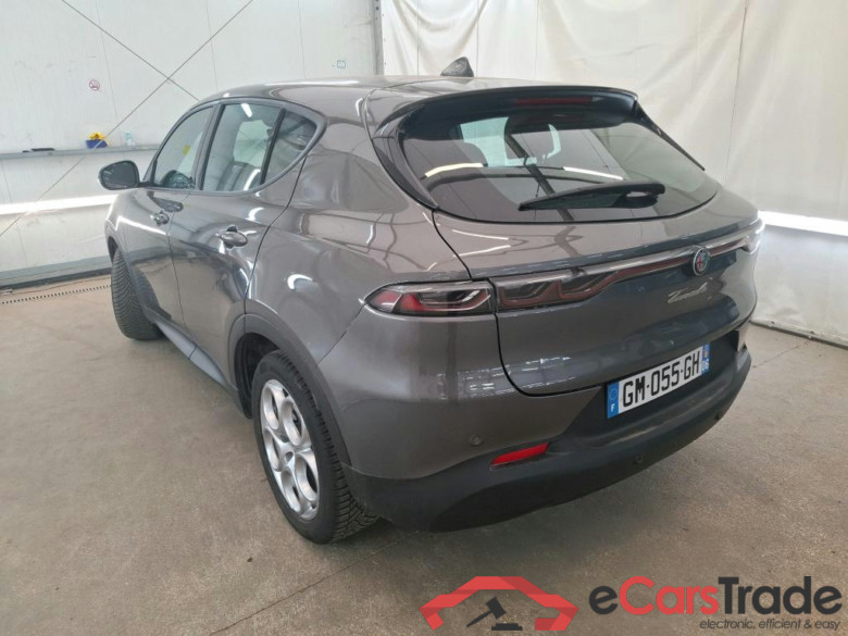 ALFA ROMEO Tonale / 2022 / 5P / SUV 1.5T Hybrid 130 TCT7 Sprint #2