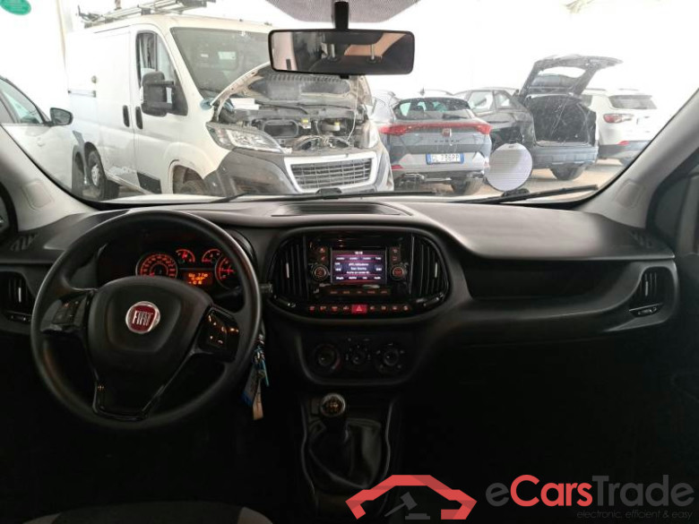 FIAT DOBLÒ CARGO / 2014 / 5P / COMBI CH1 LOUNGE 1.3 MJET 95CV E6D N1 #3