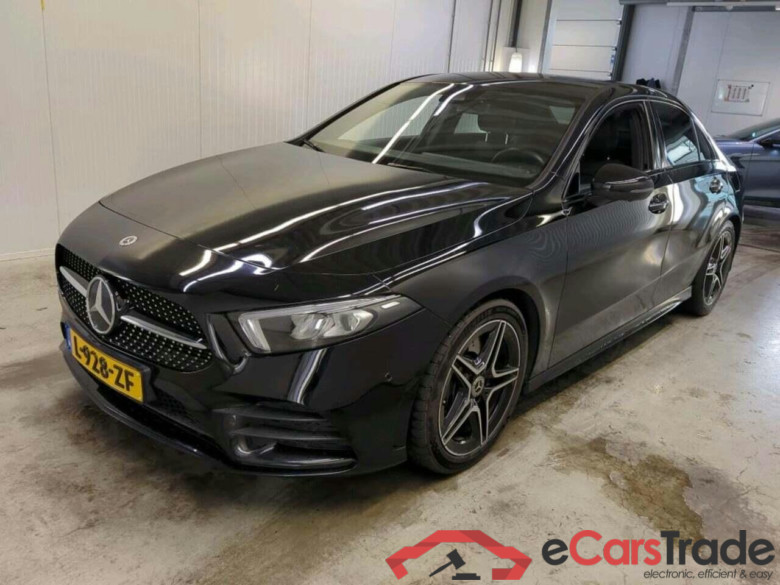 MERCEDES-BENZ A-klasse 250 Premium #1