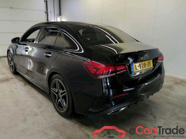 MERCEDES-BENZ A-klasse 250 Premium #6