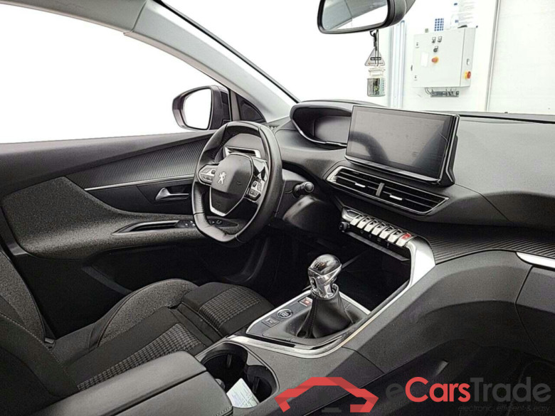 PEUGEOT 3008 1.2 PT Active P.Bns #3