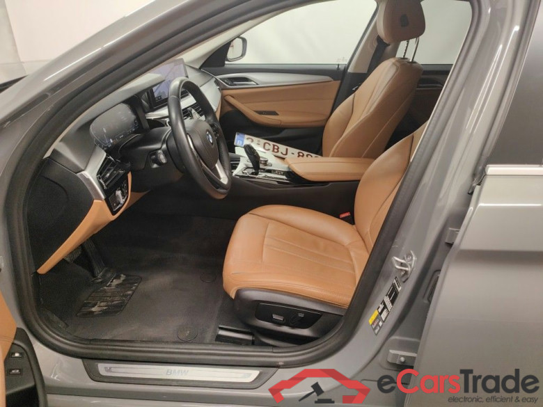 BMW 5 Reeks Berline 520e 150kW 4d #3