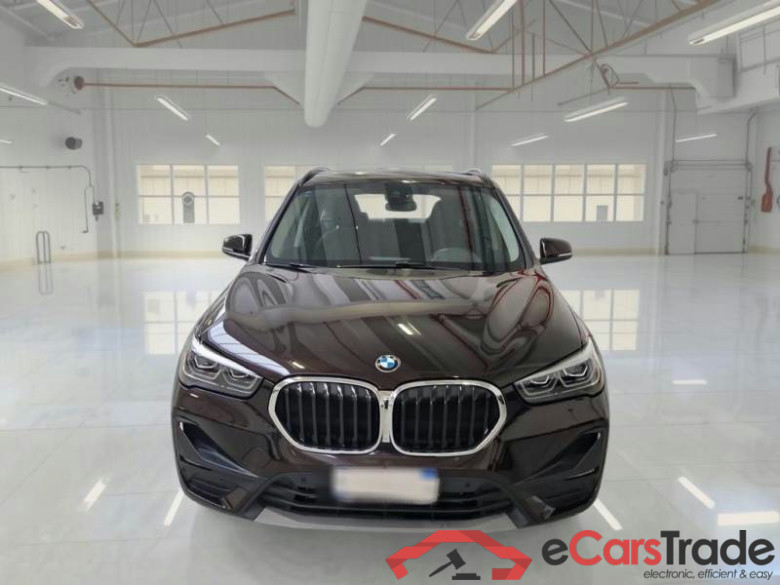 BMW X1 / 2019 / 5P / SUV XDRIVE 25E BUSINESS ADVANTAGE AUTOMATICO #6