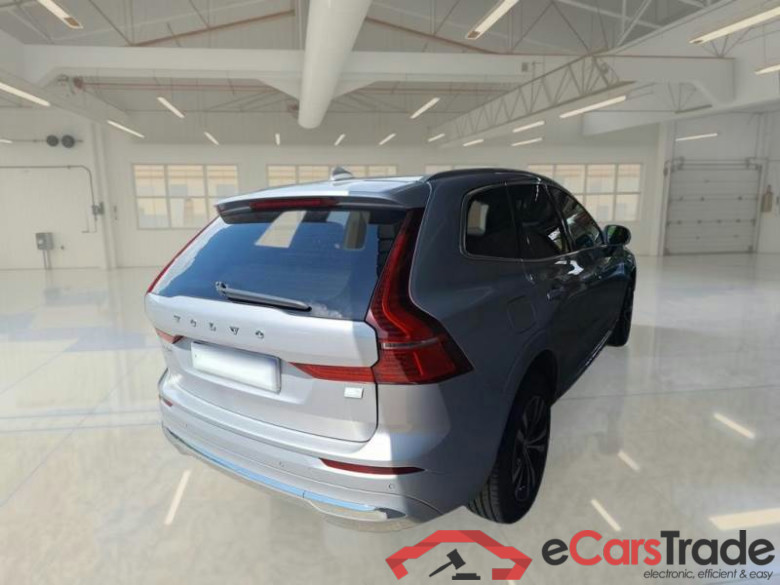 VOLVO XC60 / 2021 / 5P / SUV T6 PLUG-IN AWD AUTO RECHARGE INS. EXP #2