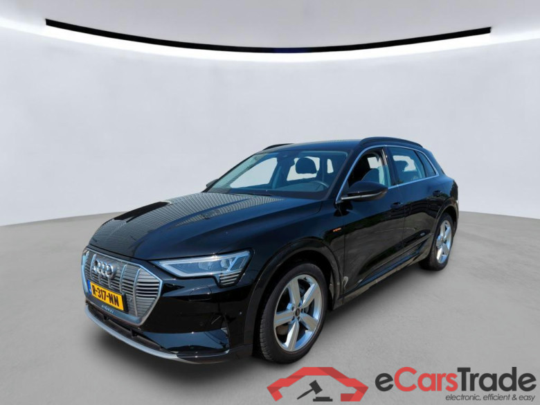 AUDI e-tron 300 kW #1
