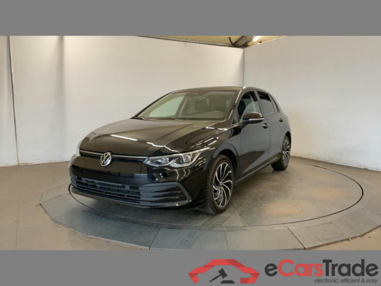 VOLKSWAGEN Golf VIII Golf 1.5 eTSI Life OPF DSG #1