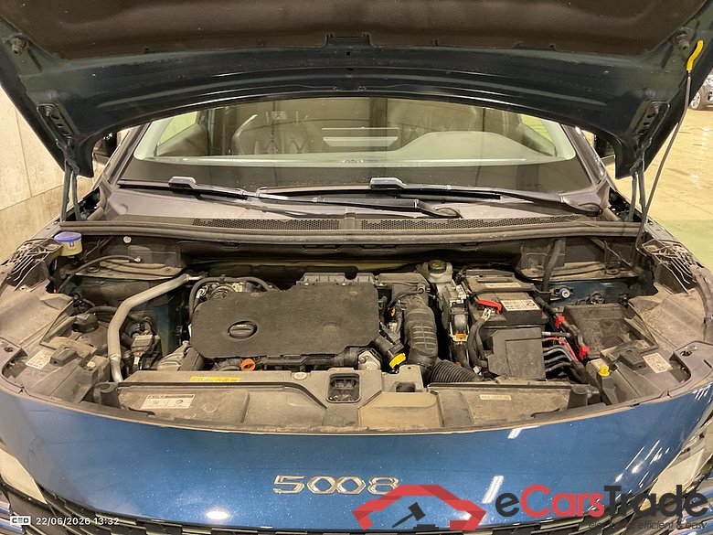 PEUGEOT 5008 1.5 BLUEHDI 130 AUTO ALLURE PACK #6