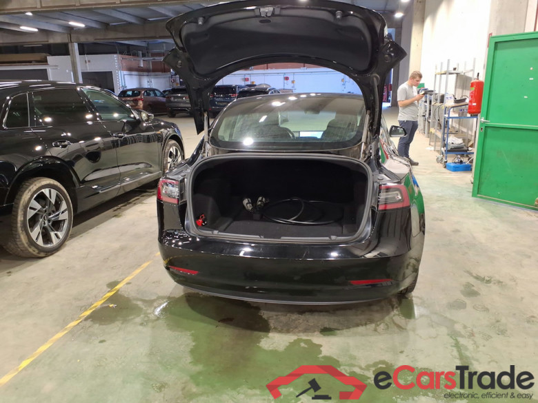 TESLA MODEL 3 75 kWh Long-Range Dual Motor #3