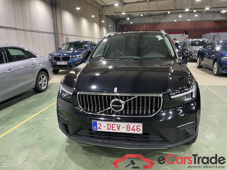 VOLVO XC40 1.5 T4 PHEV ESSENTIAL DCT #2