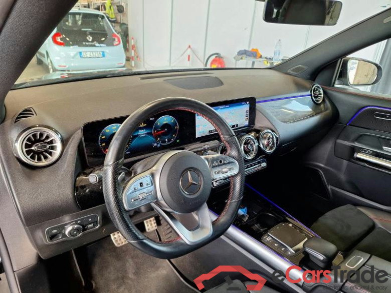 MERCEDES-BENZ GLA / 2020 / 5P / CROSSOVER GLA 200 D AUTOMATIC 4MATIC PREMIUM #3