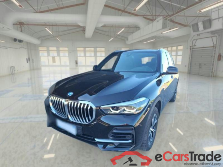 BMW X5 / 2018 / 5P / SUV XDRIVE 25D BUSINESS AUTOM. #1