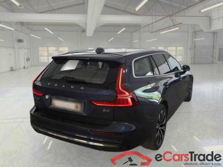 VOLVO V60 / 2019 / 5P / STATION WAGON B4 D AUTOM. PLUS BRIGHT #2
