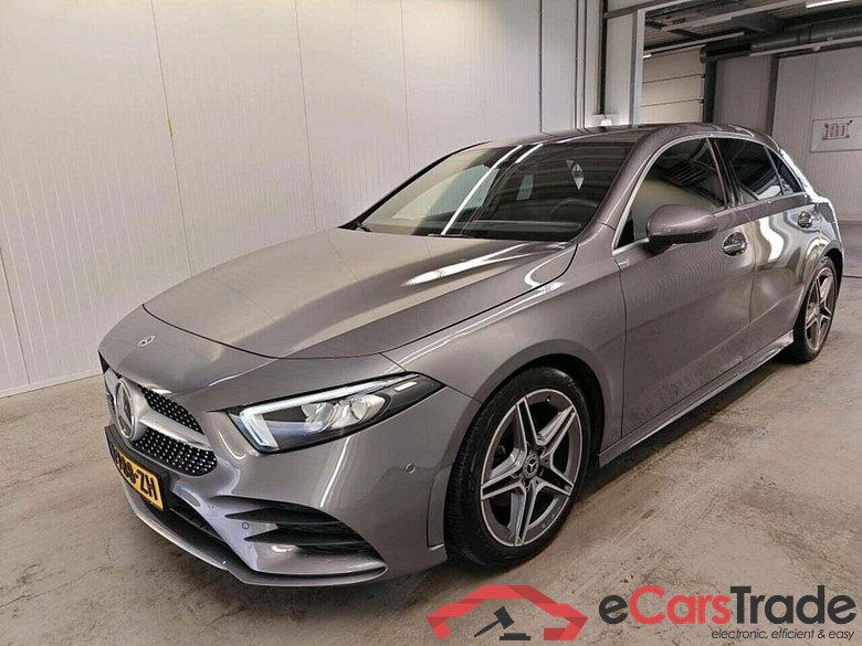 MERCEDES-BENZ A-klasse 180 AMG Line