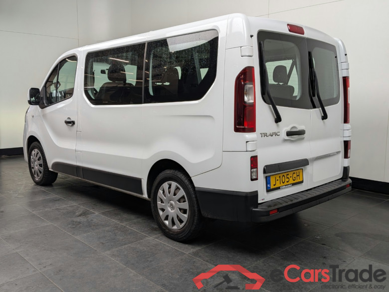 RENAULT TRAFIC PASSENGER 2.0 dCi 145 Zen #4