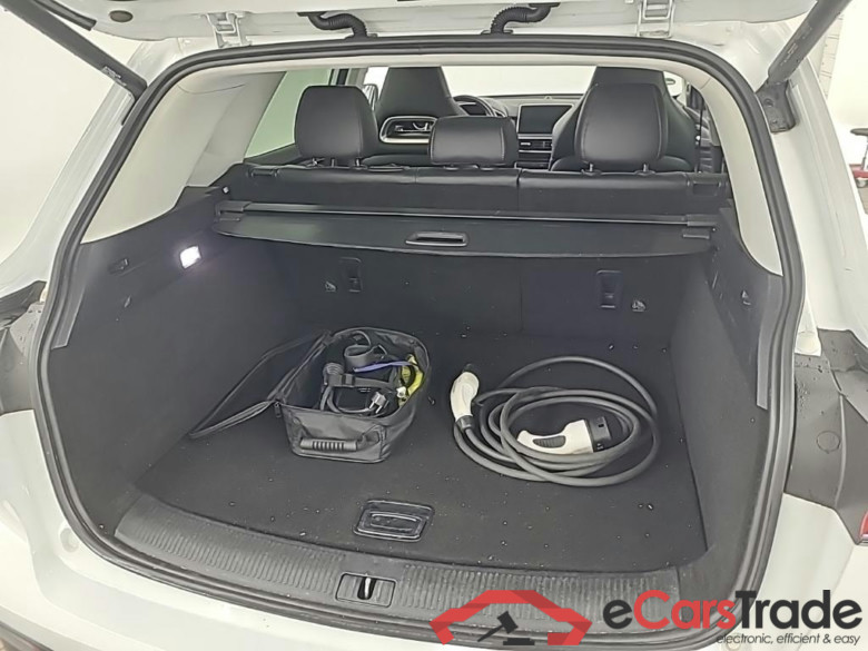 MG EHS Luxury 5D 209kW #5