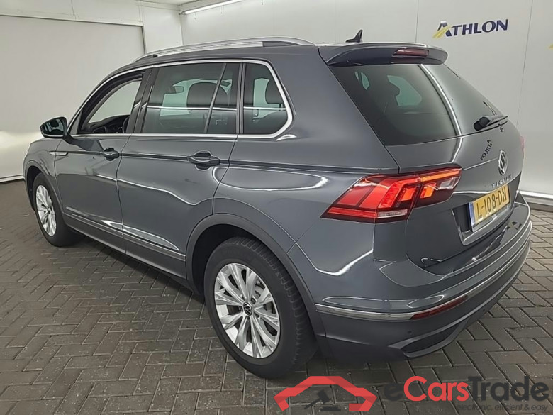 VOLKSWAGEN Tiguan 1.5 TSI 110kW DSG Life Business 5D #4