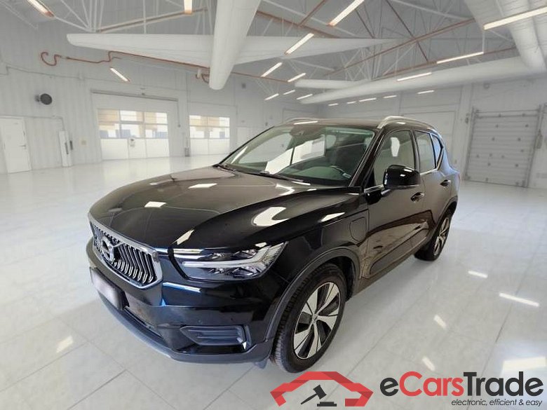 VOLVO XC40 / 2017 / 5P / FUORISTRADA T4 PLUG-IN HYBRID AUTO RECH INSC EXPR N1