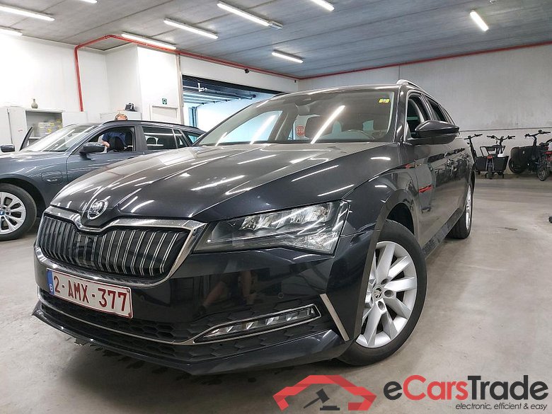 SKODA - SKO SUPERB COMBI TSI iV 218PK DSG6 Clever With Leather Pack & Safety & Removable Trailer Hook * HYBRID *