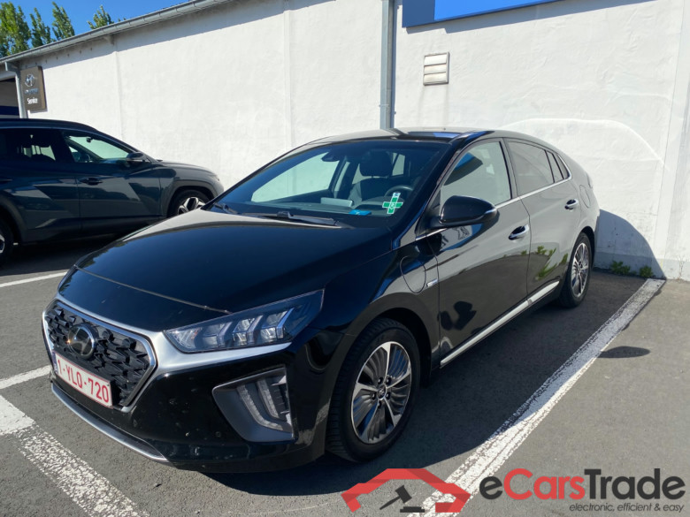 Hyundai Ioniq 1.6 GDI Plug-In Hybrid Aut. Virtual Infinity Display Leather KeylessGo Camera Klima PDC ...