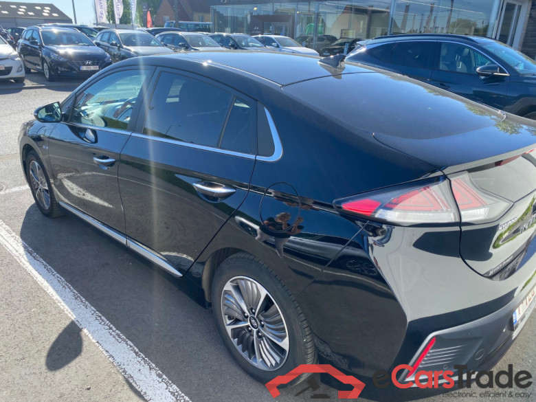 Hyundai Ioniq 1.6 GDI Plug-In Hybrid Aut. Virtual Infinity Display Leather KeylessGo Camera Klima PDC ... #4