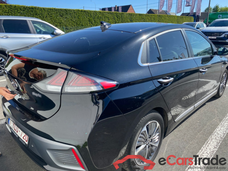 Hyundai Ioniq 1.6 GDI Plug-In Hybrid Aut. Virtual Infinity Display Leather KeylessGo Camera Klima PDC ... #3