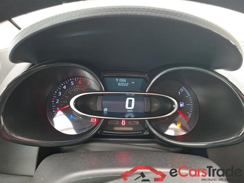 Clio IV Air 0.9 TCe 75CV BVM5 E6 #6