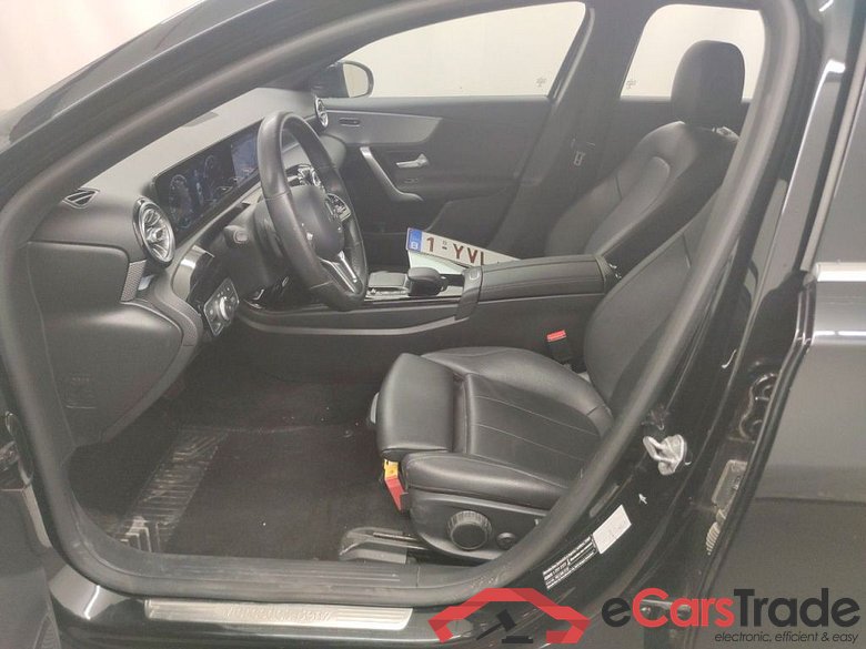 Mercedes-Benz A-Klasse A 180 Business Solution Aut. 5d #3