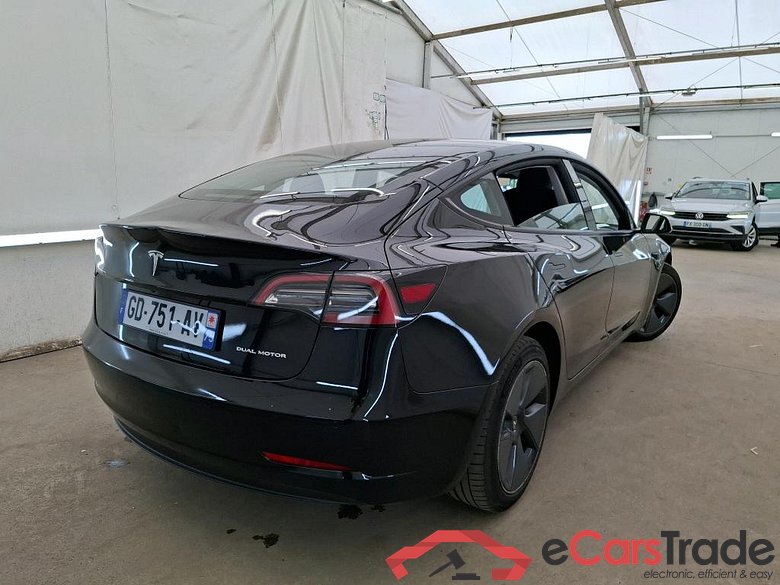 TESLA Model 3 / 2018 / 4P / Berline Grande Autonomie Dual Motor AWD #4