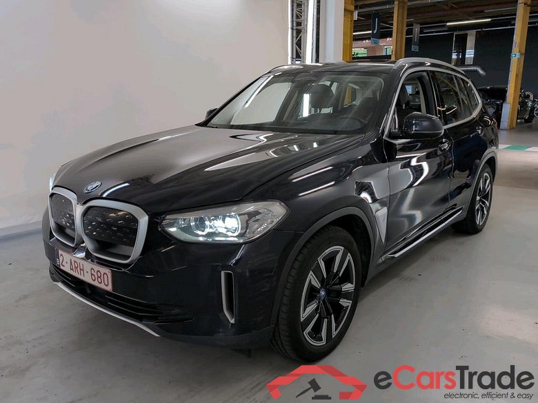 BMW IX3 80KWH AUTO