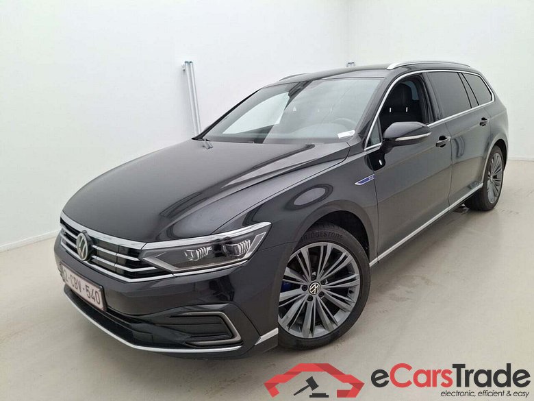 VOLKSWAGEN PASSAT VARIANT 1.4 GTE BUSINESS DSG6
