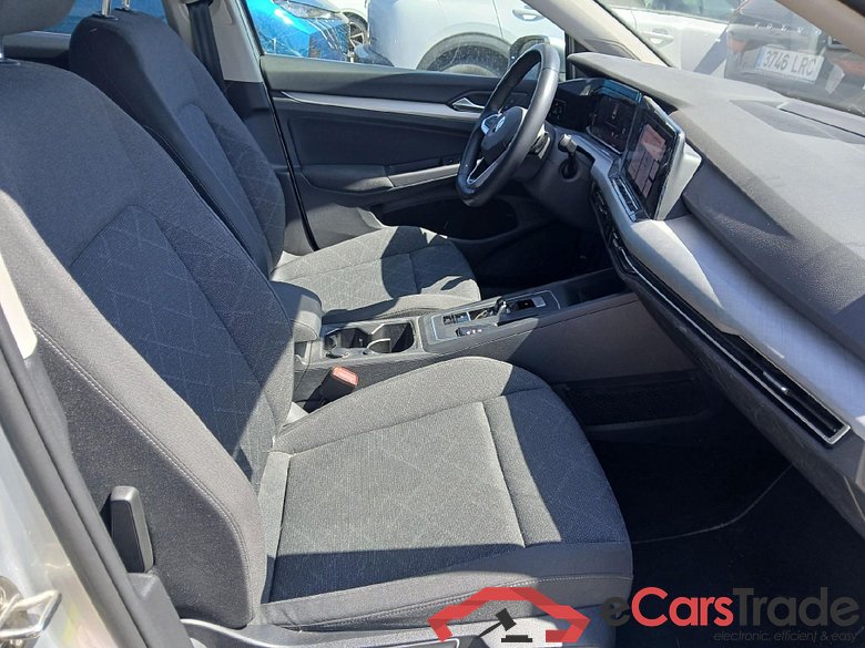 VOLKSWAGEN Golf / 2020 / 5P / familiar Life 1.0 eTSI 81kW (110CV) DSG Variant #6