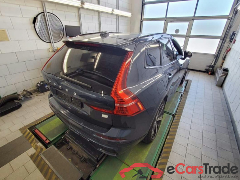 Volvo XC60 (03.2017->) DE - SUV5 T8 Twin Engine AWD PHEV EU6d, Ultimate Dark, (Facelift) 2022 - 2023 #3