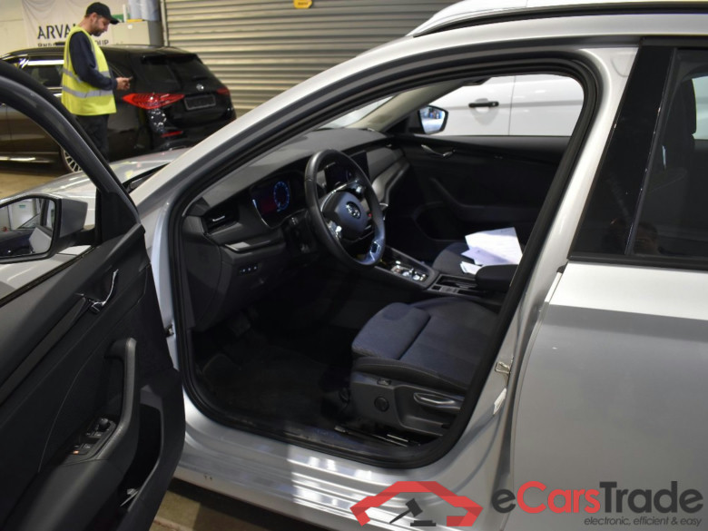 Octavia Combi Ambition 2.0 TDI 85KW AT7 E6d #4