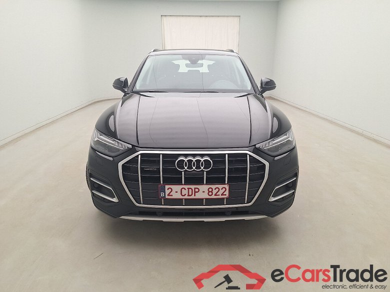 Audi Q5 Advanced 50 TFSI e PHEV S-tronic quattro 5d Platinum (total options: 15.842,16 Ex.Vat)