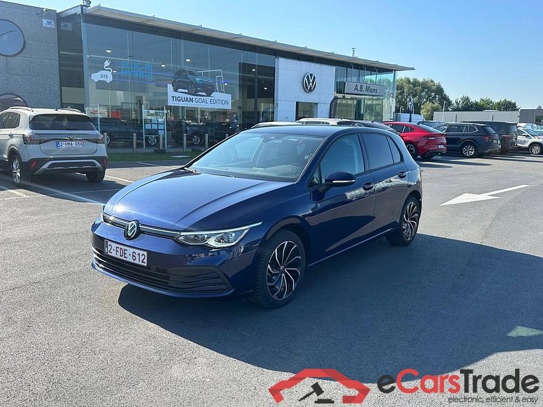 VOLKSWAGEN Golf VIII Golf Life Business Premium 1.0 TSI 81 kW (110 ch) 6 vitesses manuel