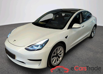 TESLA Model 3 RWD Hinterradantrieb 4d 208kW