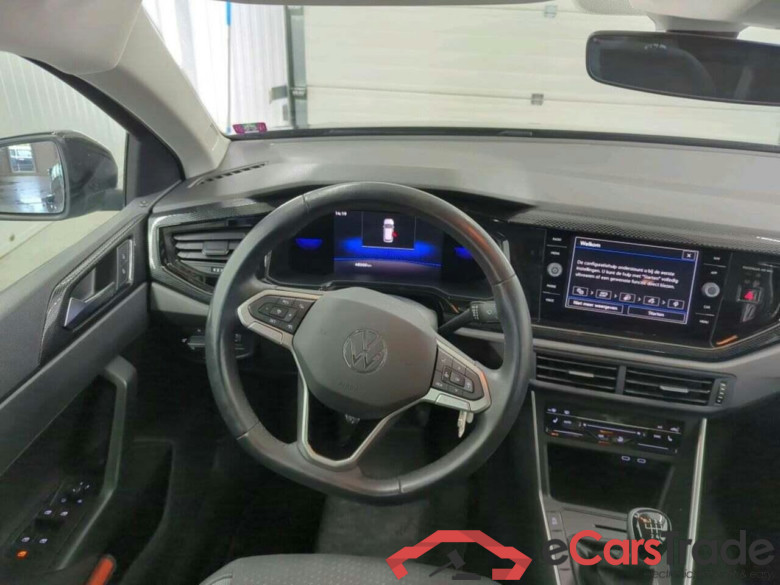 VOLKSWAGEN POLO 1.0 TSI Life Bns #3