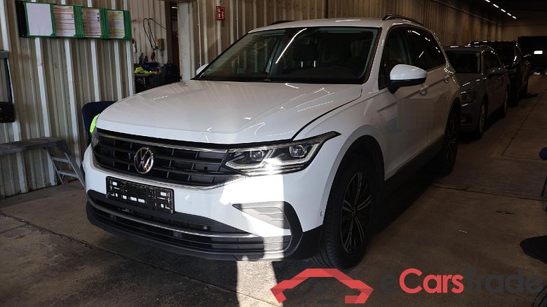 Tiguan Life 4Motion 2.0 TDI 110KW AT7 E6d #1