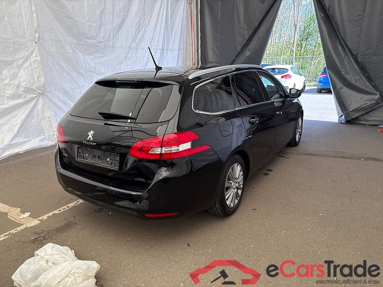 308 SW Allure 1.5 HDi 96KW MT6 E6d #2